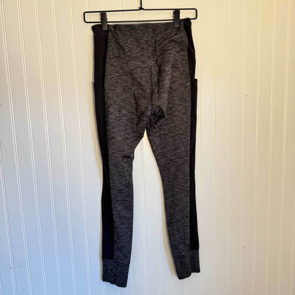 Athleta Excursion Hybrid Tight Gray Colorblock Leggings Women’s Size Small - Picture 6 of 11